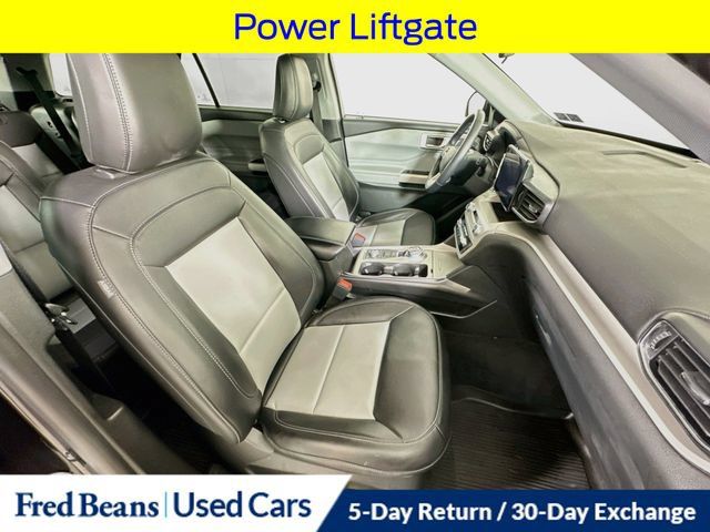 Certified 2023 Ford Explorer XLT w/ Equipment Group 202A AWD/4WD image 35