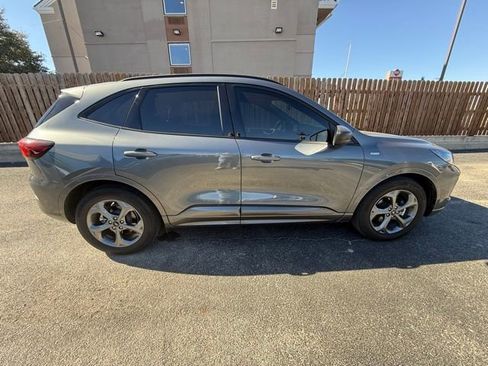 Used 2024 Ford Escape ST-Line image 8