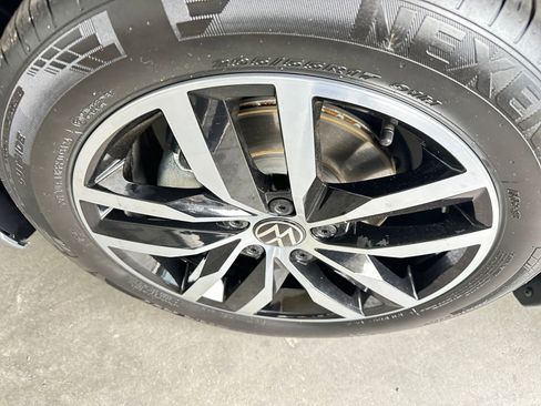 Used 2025 Volkswagen Jetta SE image 30