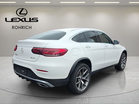 Used 2022 Mercedes-Benz GLC 300 4MATIC Coupe image 6