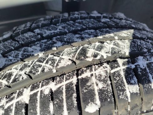 Used 2007 Chrysler Pacifica Touring image 9