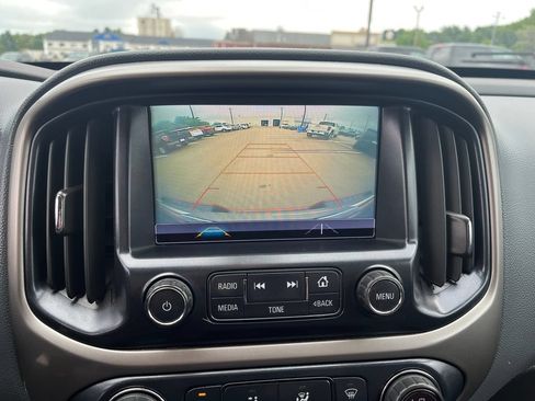 Used 2018 Chevrolet Colorado Z71 AWD/4WD image 21