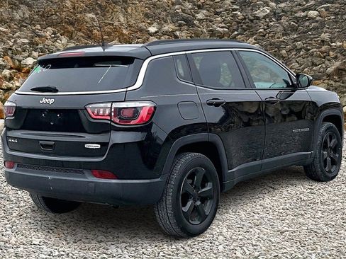 Used 2018 Jeep Compass Latitude w/ Popular Equipment Group image 2