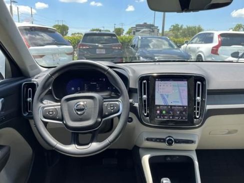 Used 2023 Volvo XC40 B5 Plus w/ Driver Assist Package AWD/4WD image 14