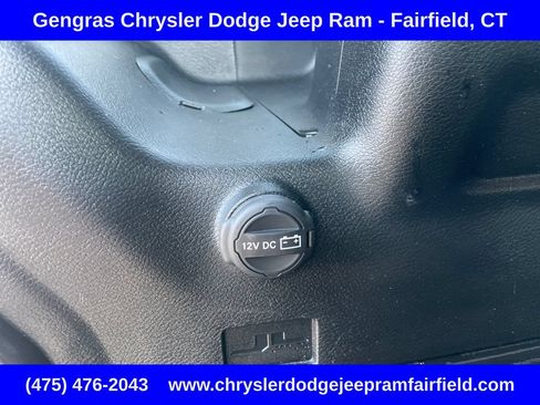 Used 2021 Jeep Wrangler Unlimited Sahara AWD/4WD image 31