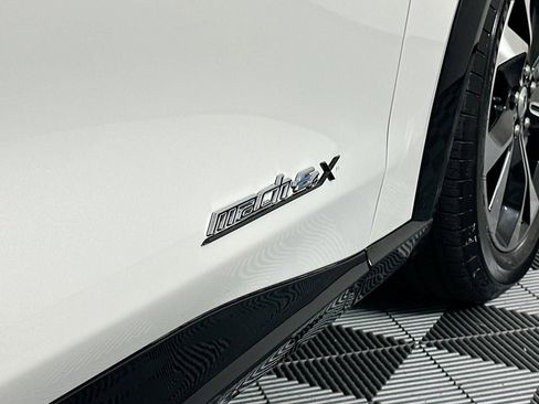 Used 2021 Ford Mustang Mach-E Premium image 18