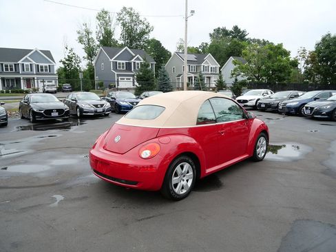 Used 2007 Volkswagen Beetle Convertible w/ Package 1 FWD image 6
