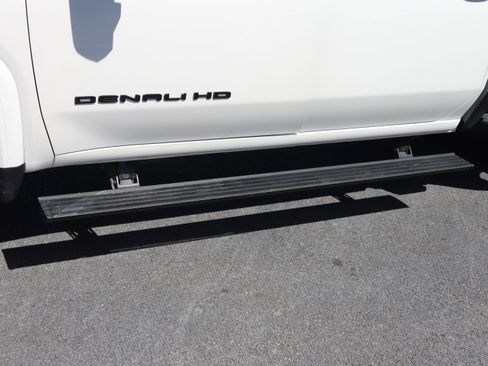 Used 2024 GMC Sierra 3500 Denali Ultimate image 36