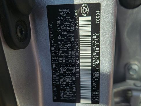 Used 2024 Toyota Camry SE image 30