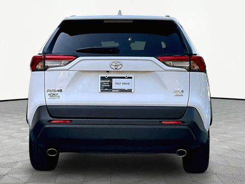 Certified 2025 Toyota RAV4 XLE AWD/4WD image 5
