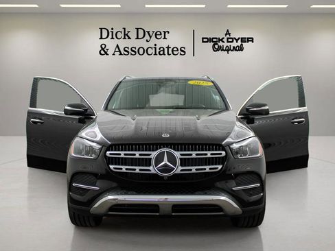 Used 2025 Mercedes-Benz GLE 350 4MATIC image 7