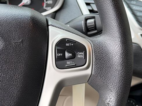 Used 2011 Ford Fiesta SE w/ 203A Rapid Spec Order Code image 36