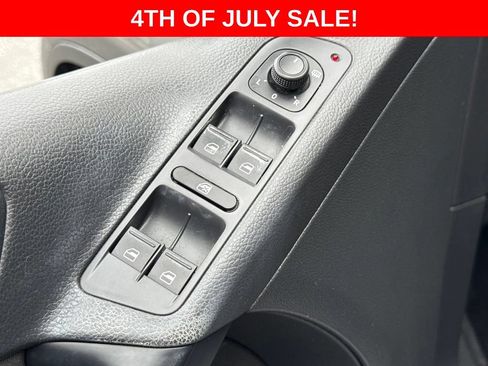 Used 2017 Volkswagen Tiguan Limited w/ Premium Package FWD image 12