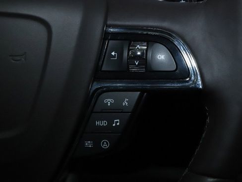 Used 2024 Lincoln Navigator Black Label AWD/4WD image 24