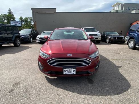 Used 2019 Ford Fusion SE w/ Equipment Group 151A FWD image 8