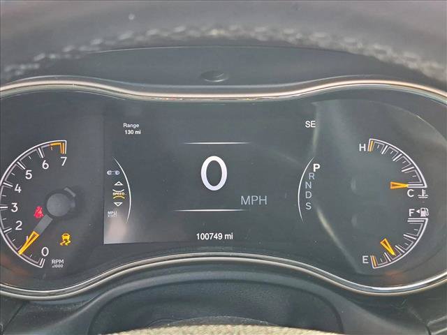 Used 2014 Jeep Grand Cherokee Limited w/ Luxury Group II AWD/4WD image 9