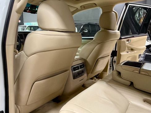 Used 2009 Lexus LX 570 4WD image 21
