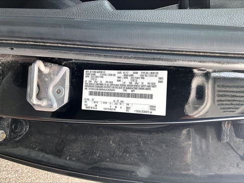 Used 2017 Ford Escape SE AWD/4WD image 5