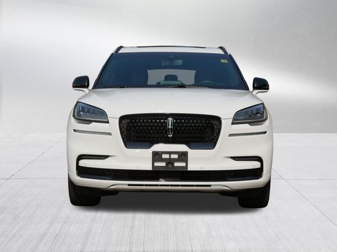 Used 2023 Lincoln Aviator Reserve w/ Jet Package AWD/4WD image 2