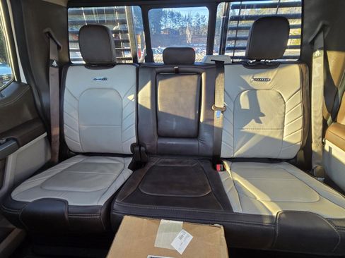 Used 2019 Ford F450 Limited image 18