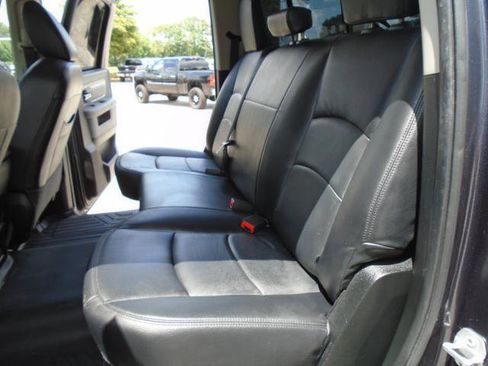 Used 2017 RAM 1500 Classic SLT image 29