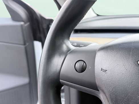 Used 2018 Tesla Model 3 Mid Range image 63