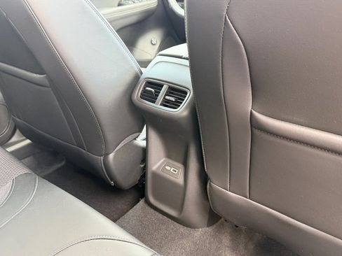 Used 2023 Buick Envision Preferred AWD/4WD image 22