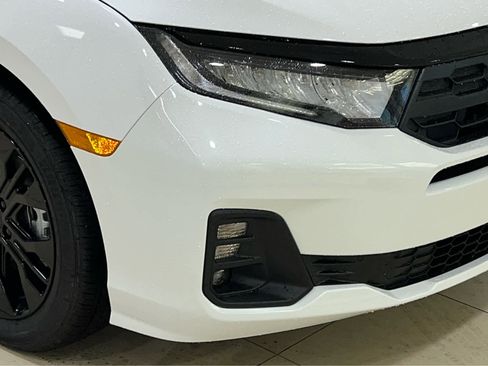 New 2026 Honda Odyssey Sport-L image 2