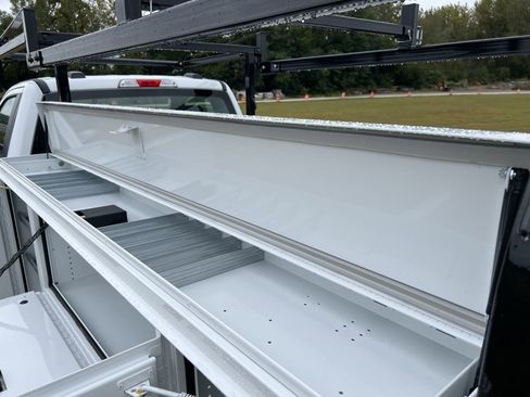 Used 2024 Ford F250 XL w/ Snow Plow Prep Package image 3