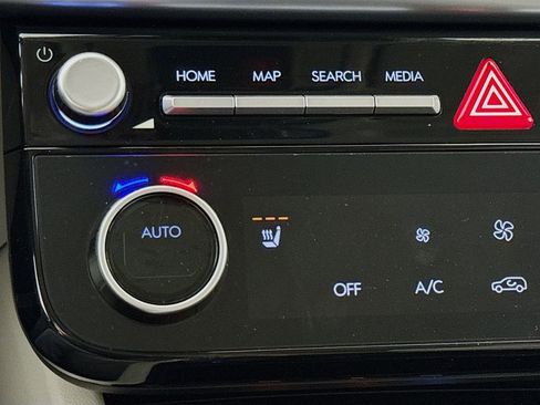 Used 2025 Hyundai Tucson SEL AWD/4WD image 19