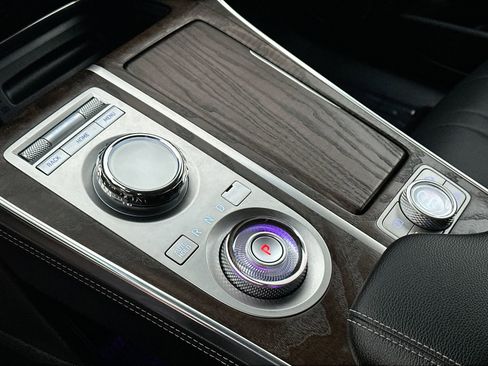 Used 2024 Genesis GV80 2.5T image 20