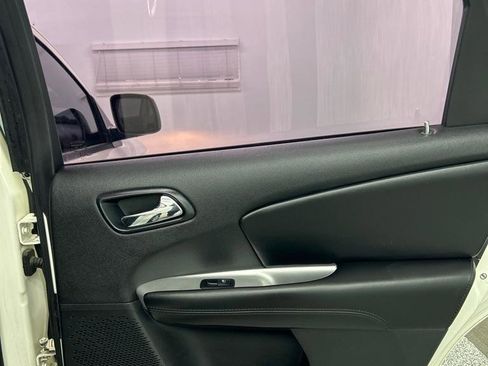 Used 2014 Dodge Journey American Value Package w/ Flexible Seating Group image 19