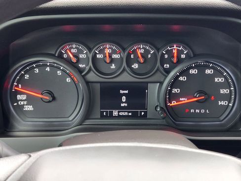 Certified 2025 Chevrolet Silverado 1500 Custom Trail Boss w/ LPO, Dark Essentials Package AWD/4WD image 16