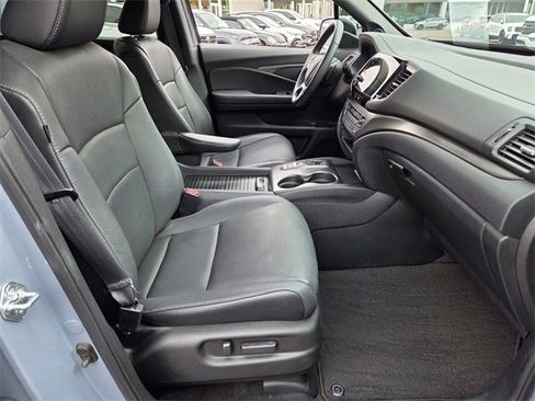 Used 2023 Honda Passport EX-L image 16