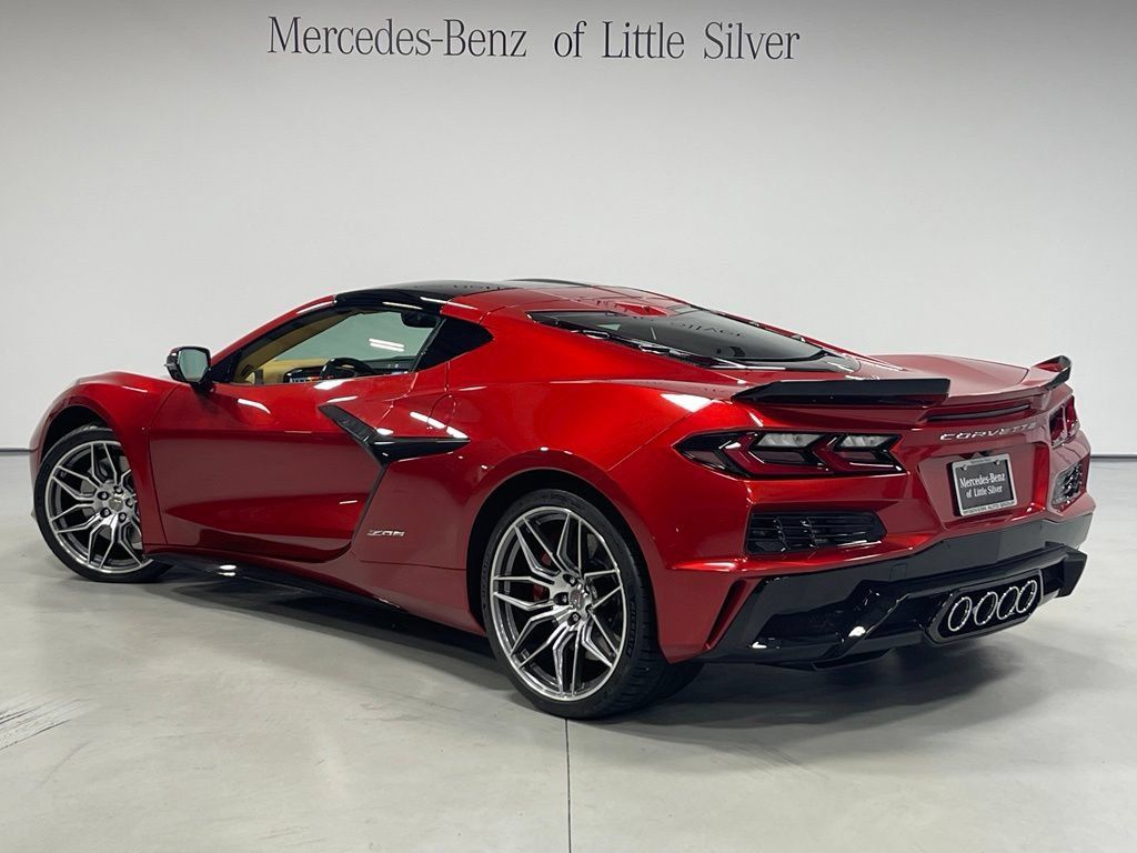 Used 2023 Chevrolet Corvette Z06 w/ Chrome Exterior Badge Package RWD image 3