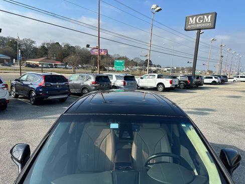 Used 2016 Lincoln MKX Reserve w/ Climate Package image 9