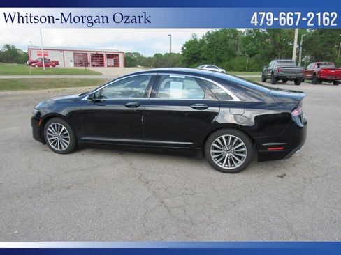 Used 2019 Lincoln MKZ Premiere image 7