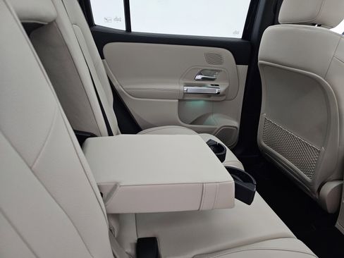 New 2026 Mercedes-Benz GLB 250 4MATIC image 28