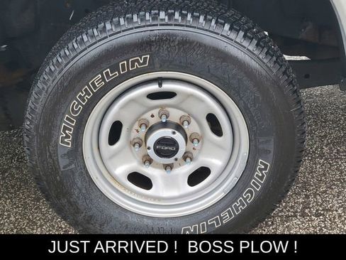 Used 2017 Ford F250 XL w/ Snow Plow Prep Package image 10