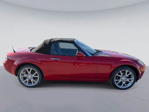 Used 2006 MAZDA MX-5 Miata 3rd Generation Limited image 2