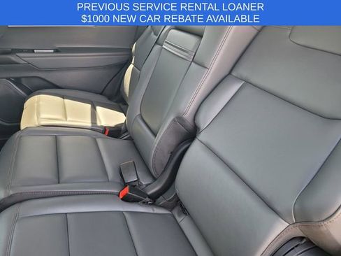 Used 2026 Ford Explorer Active w/ Active Comfort Package RWD image 13