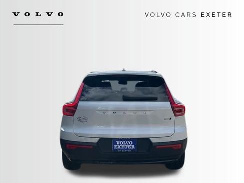 New 2026 Volvo XC40 B5 Plus w/ Protection Package Premier AWD/4WD image 6