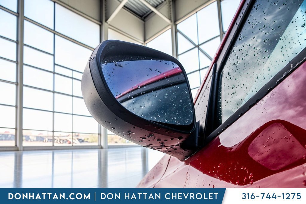 New 2026 Chevrolet Trax RS w/ Sunroof Package FWD image 36