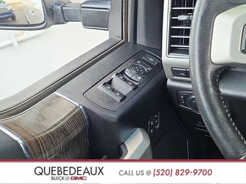 Used 2020 Ford F250 Lariat w/ Lariat Ultimate Package AWD/4WD image 26