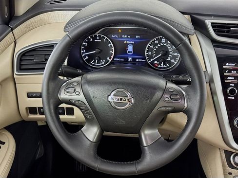 Used 2020 Nissan Murano SV image 30