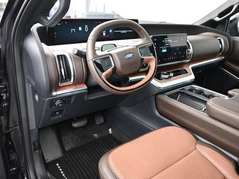 Certified 2025 Ford Expedition Max King Ranch AWD/4WD image 9