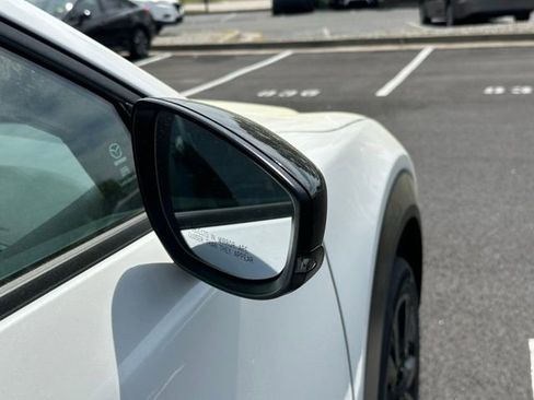 New 2026 MAZDA CX-30 2.5 Turbo w/ Premium Plus Pkg image 11