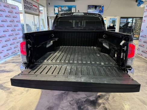 Used 2023 Toyota Tacoma TRD Off-Road image 51