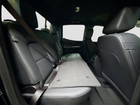 New 2026 Chevrolet Colorado Trail Boss AWD/4WD image 30