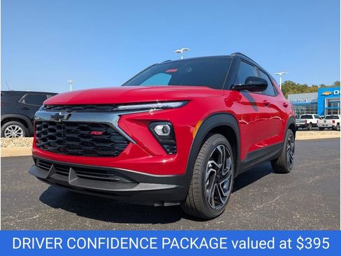 New 2026 Chevrolet TrailBlazer RS w/ Convenience Package FWD image 3